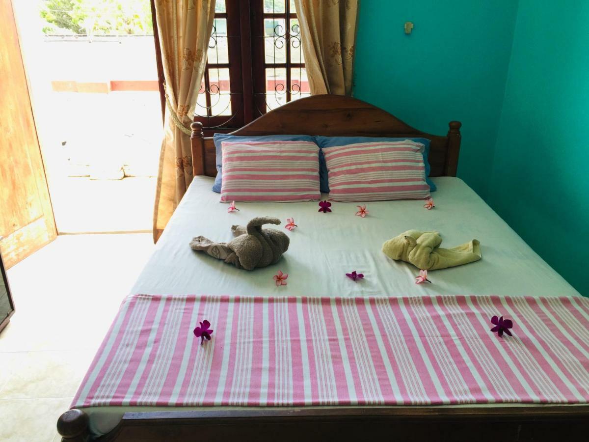 Ferienwohnung White House Negombo Exterior foto